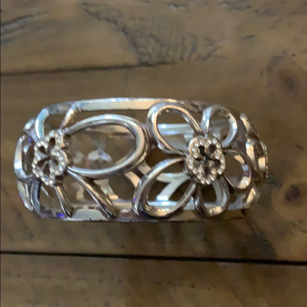 Brighton flower and Crystal Bracelet - Picture 4 of 8